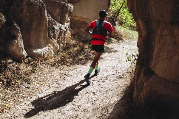 Joven Fitness Corriendo Por Mañana Aire Libre — Foto de Stock