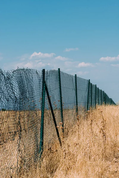 Vertical Shot Fence Middle Field — Stock Photo, Image