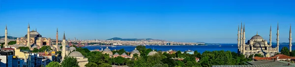 Blue Mosque Hagia Sophia Istanbul Roofs Beautiful Marmara Sea Panorama — Stock Photo, Image