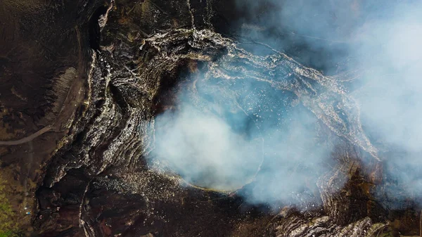 Een Antenne Opname Van Een Actieve Vulkaan Krater — Stockfoto