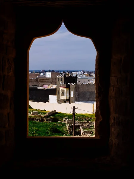 Les Fenêtres Style Arabe Sculptées Dans Les Pierres Rouges Forteresse — Photo