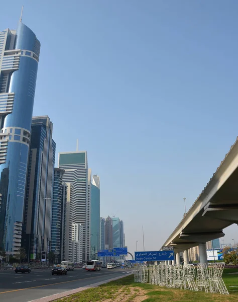 Dubai Emiratos Árabes Unidos Jul 2016 Disparo Vertical Sheikh Zayed —  Fotos de Stock