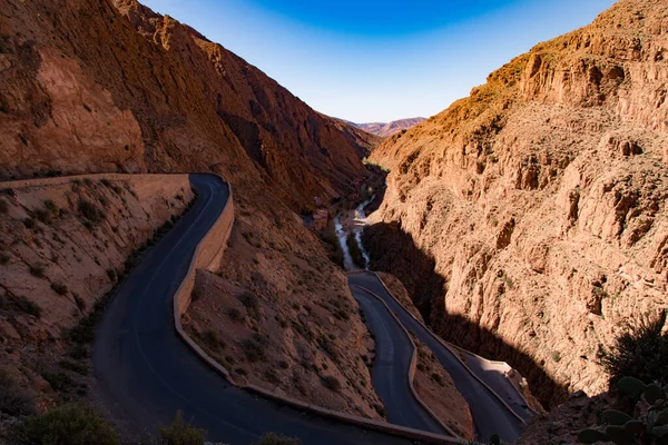 Дороги Каньонах Бумальне Дейдс Тингир Марокко — стоковое фото