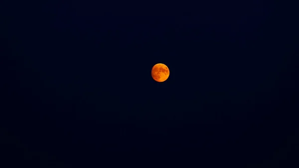 Widok Księżycowego Zaćmienia Ciemnym Niebie — Zdjęcie stockowe
