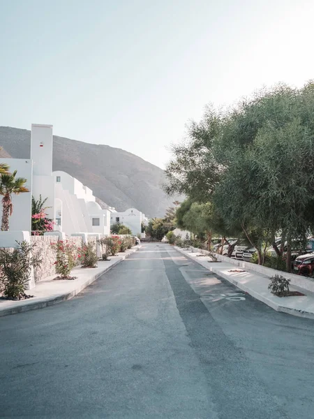 Santorini Griechenland Juli 2021 Eine Vertikale Aufnahme Einer Engen Straße — Stockfoto