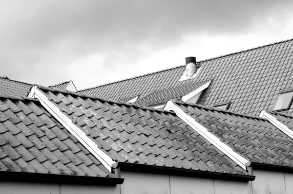 건물의 지붕을 층으로 — 스톡 사진