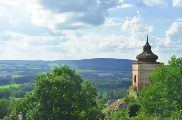 Schloss Lipnice Grünen Unter Dem Sonnenlicht Lipnice Nad Sazavou Tschechien — Stockfoto