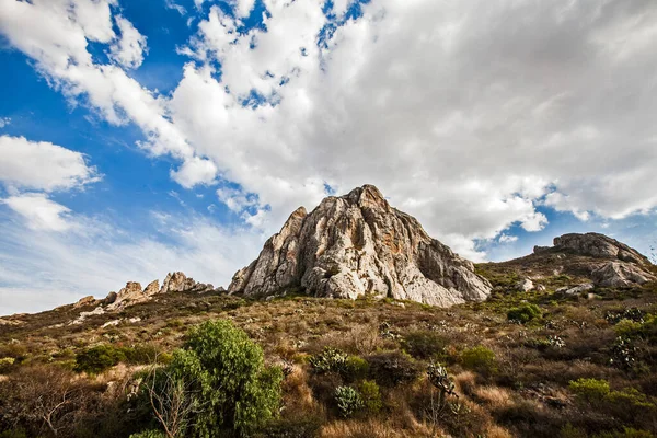 Beautiful View Rocky Mountain Hilly Terrain Cloudy Sky — Stock Photo, Image