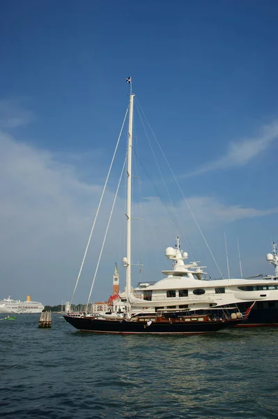 Venice Talya Haziran 2011 Talya Venedik Turistik Kanalları Gondolları Tarihi — Stok fotoğraf