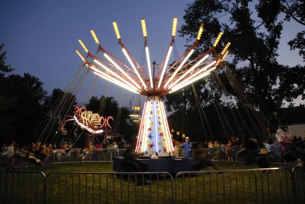 Saint Charles Verenigde Staten Jan 2009 Een Verlichte Carnavalsrit Nachts — Stockfoto