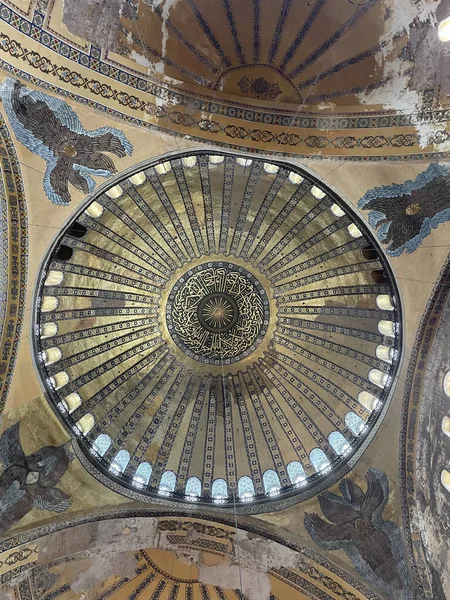Uma Foto Vertical Teto Museu Hagia Sophia Istambul Turquia — Fotografia de Stock