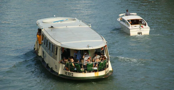 Venice Italien Jul 2011 Den Italy Venedig Sightseeing Kanaler Gondoler — Stockfoto