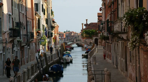 Venedig Italien Juli 2011 Die Italienischen Sehenswürdigkeiten Venedig Kanäle Gondeln — Stockfoto