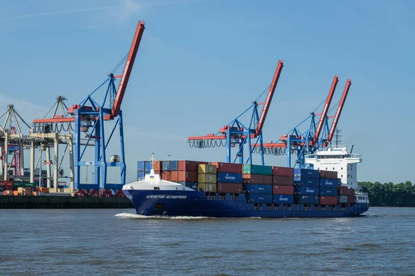 Hamburg Deutschland August 2021 Ein Containerschiff Bei Der Ankunft Hamburger — Stockfoto