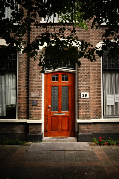 Zoetermeer Netherlands Aug 2021 Vertical Shot Brick Building Wood Door — 스톡 사진