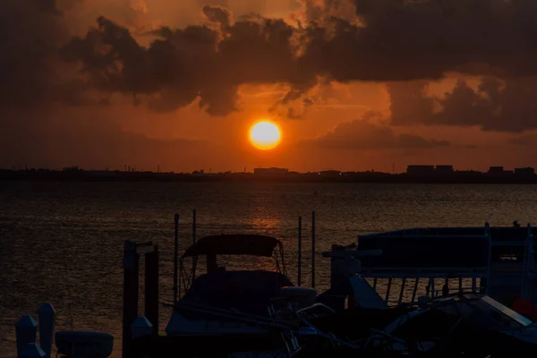 Bright Setting Sun Horizon Harbor — Stock Photo, Image