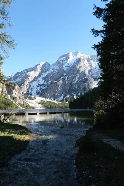 Het Prachtige Bergmeer Van Braies Dolomieten Bolzano Mooie Plek Italiaanse — Stockfoto