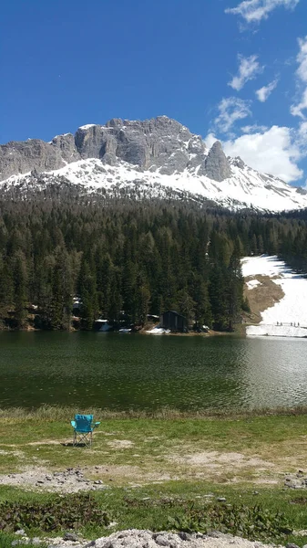 Misurina Italia Mai 2021 Fabulosul Lac Alpin Din Dolomiți Scaun — Fotografie, imagine de stoc