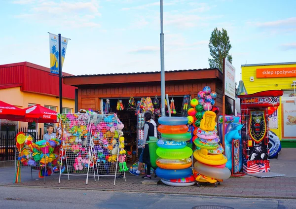 Sianozety Polsko Října 2015 Malý Obchod Chodníku Nabízející Různé Vodní — Stock fotografie