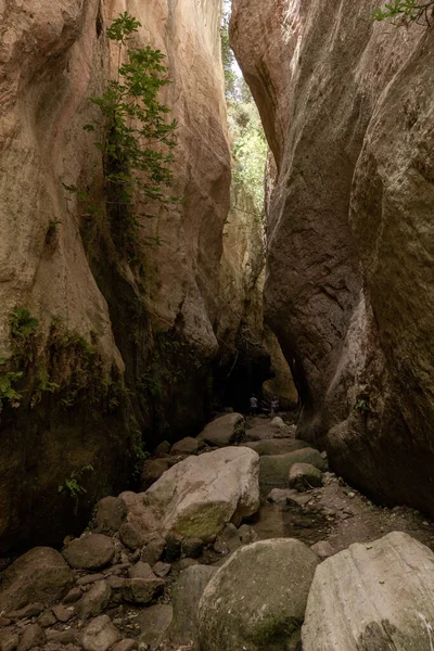Μια Όμορφη Θέα Των Βράχων Των Πετρών Στο Σπήλαιο Του — Φωτογραφία Αρχείου
