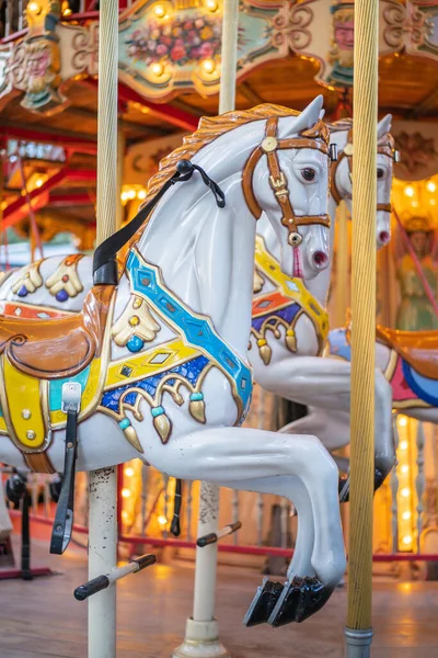 Een Verticaal Schot Van Een Carrousel — Stockfoto