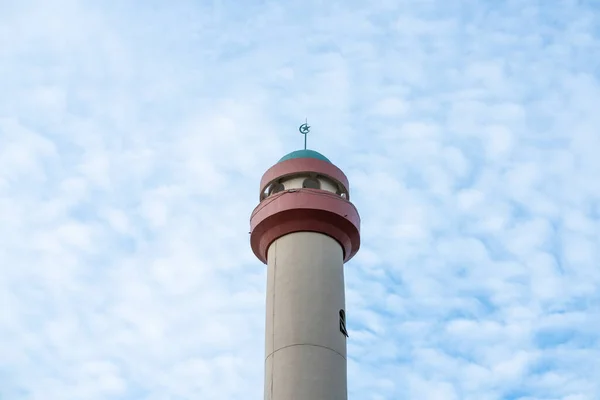 Minaret Une Mosquée Singapour Contre Ciel Nuageux — Photo