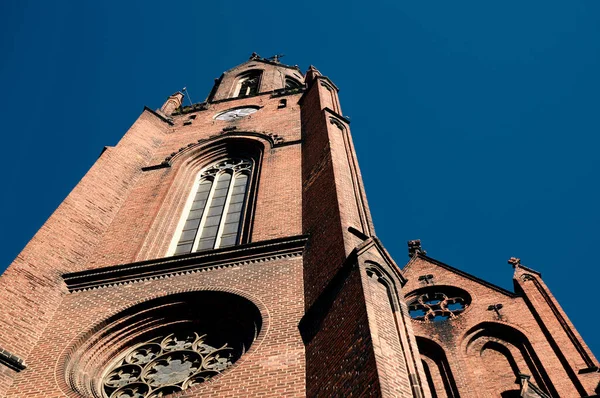 Poznan Polen Oct 2017 Een Lage Hoek Uitzicht Een Kerkgebouw — Stockfoto