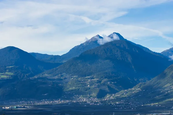 Imagem Mostra Uma Vista Panorâmica Uma Paisagem Montanhosa Tirolesa Sul — Fotografia de Stock
