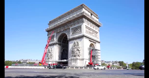 Париж Мая 2017 Года Знаменитая Арка Триумфальной Арки Мосту Рим — стоковое видео