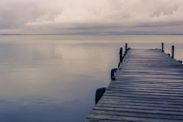 Wooden Dock Water Cloudy Sky Gloomy Day Valencia Spain — Stock Photo, Image