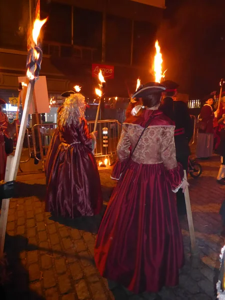 Lewes Förenade Kungariket Nov 2018 Folk Procession Natten Med Tända — Stockfoto