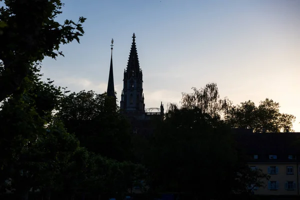 Krásná Scenérie Západu Slunce Siluetou Constance Minster Pozadí — Stock fotografie