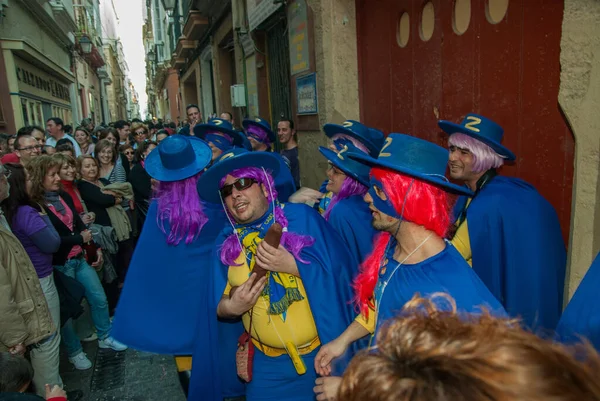 Cadiz Hiszpania Lutego 2009 Chirigoty Chóry Występują Ulicach Kadyksu Hiszpanii — Zdjęcie stockowe