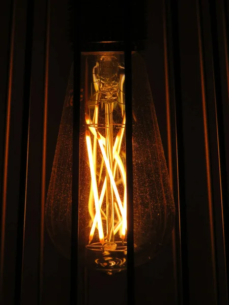 Une Lampe Lumière Orange — Photo