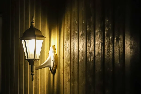 Closeup Shot Lamp Exterior Wall House Night — Stock Photo, Image