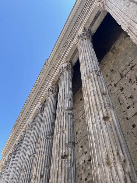 Plano Bajo Ángulo Del Famoso Edificio Del Panteón Roma Italia —  Fotos de Stock