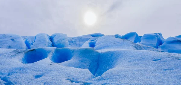 Ujęcie Horyzontu Naturalnego Piękna Lodowatym Wielkim Kanionie Grenlandii Ukształtowanym Przez — Zdjęcie stockowe