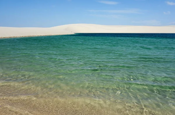 Beautiful Shot White Sand Dunes Clear Lagoon Lencois Maranhenses National — Stock Photo, Image