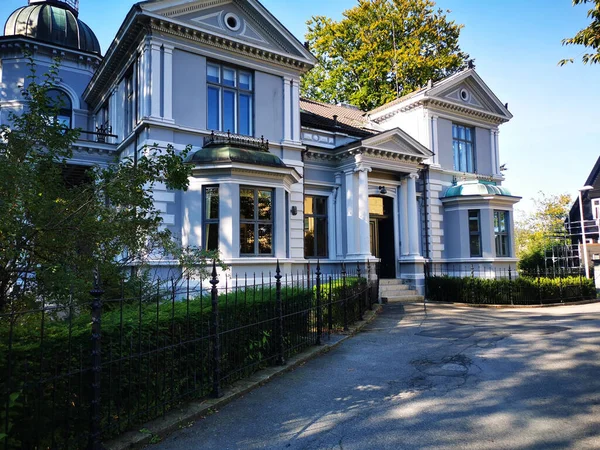 Bergen Norwegen August 2021 Ein Strahlender Sommertag Einem Haus Der — Stockfoto