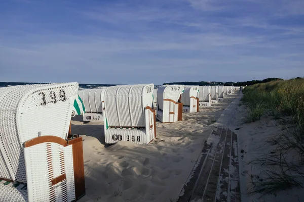 Baabe Alemania 2021 Una Playa Arena Con Sillas Mimbre Baabe — Foto de Stock