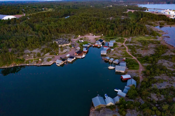 Drohnenaufnahme Des Gasthafens Karingsund Der Abenddämmerung Auf Den Aland Inseln — Stockfoto