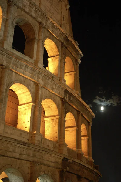 Nightshot Coliseo Roma Italia — Foto de Stock