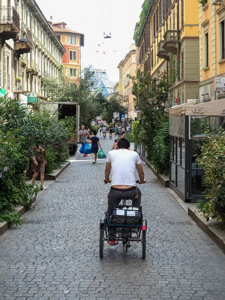 Mailand Italien August 2021 Eine Vertikale Aufnahme Einer Straße Einer — Stockfoto