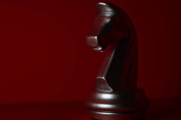 Closeup Chess Knight Figure Isolated Red Background — Stock Photo, Image