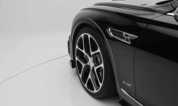Munht 2021 Bentley Flying Spur Elegant Sport Elements Metallic Design — 스톡 사진