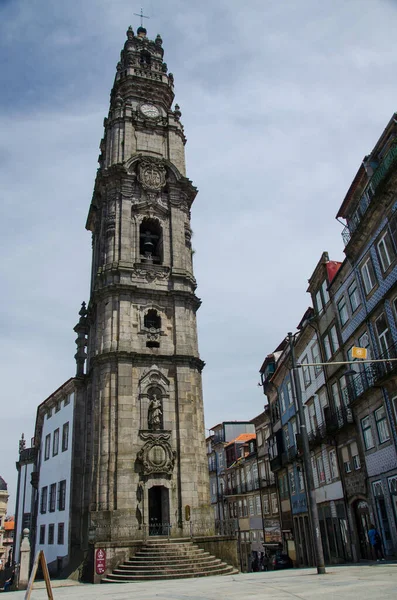 Uma Foto Vertical Torre Dos Clerigos Porto Portugal — Fotografia de Stock
