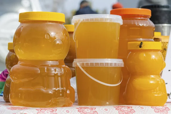 Bashkir Bee Honey Unpacked Various Glass Plastic Containers Ready Sale — Stock Photo, Image