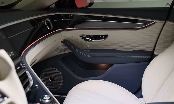 Munich Alemania Sep 2021 Bentley Flying Spur Interior Coche Lujoso —  Fotos de Stock