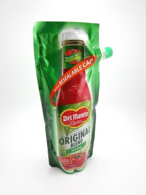 MANILA, PH - OCT 17 - Del monte 17 Ekim 2020 tarihinde Manila, Filipinler 'de orijinal harmanlanmış ketçap.