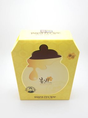 MANILA, PH - OCT 21 - Baba tarifi Bal Maskesi 21 Ekim 2020 'de Manila, Filipinler' de.